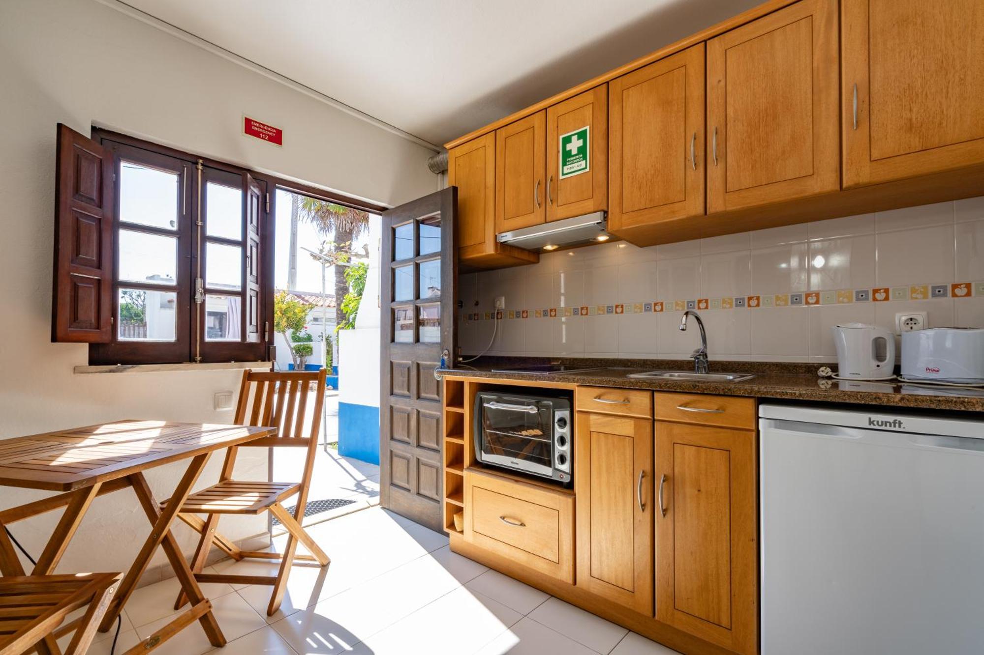 Apartamentos Capitao By Umbral Porto Covo Exterior foto